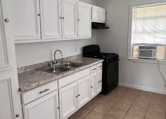 Property at 8333 Garland St Unit 2, Houston, TX, 77017, 2 beds, 1 bath, [object Object]