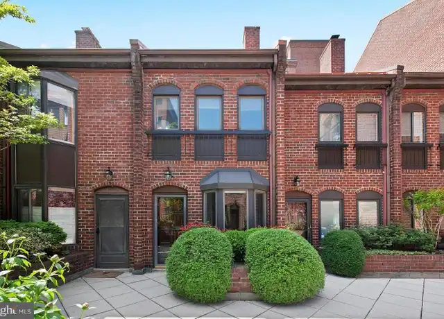 Property at 1008 Paper Mill Ct NW #1008, Washington, DC, 20007, 3 beds, 2 baths, [object Object]