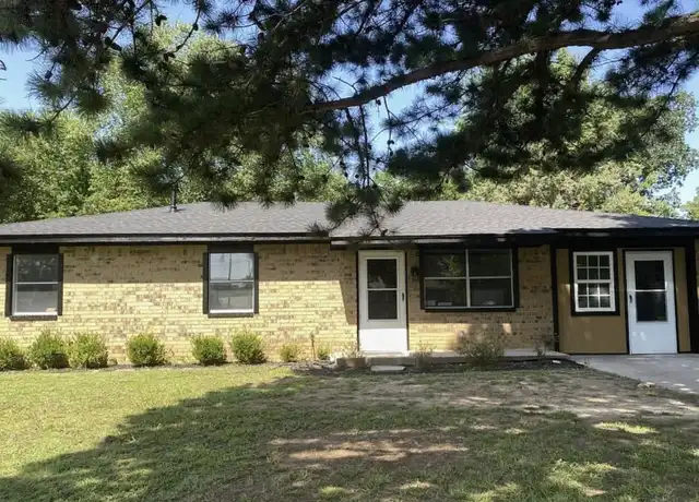 Property at 504 S Cedar Pl, Tahlequah, OK, 74464, 4 beds, 2.5 baths, [object Object]
