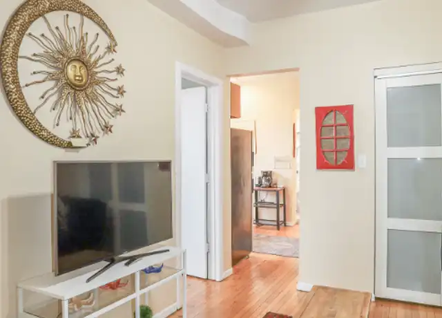 Property at 1549 N Maplewood Ave Unit 3, Chicago, IL, 60622, 2 beds, 1 bath, [object Object]