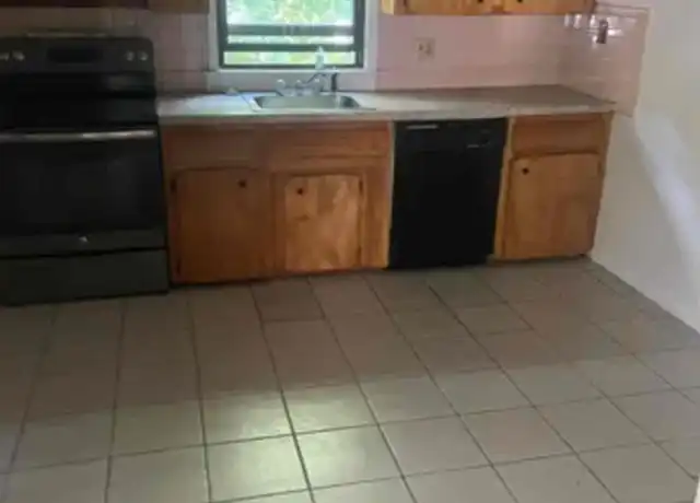 Property at 44 Alsada Dr Unit 2, Worcester, MA, 01603, 3 beds, 1 bath, [object Object]