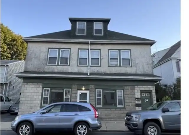 Property at 64 Como Rd Unit 1, Hyde Park, MA, 02136, 2 beds, 1 bath, [object Object]