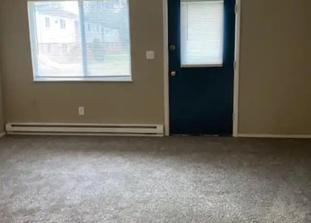 Property at 114 Gluck St, Youngstown, OH, 44505, 2 beds, 1 bath, [object Object]
