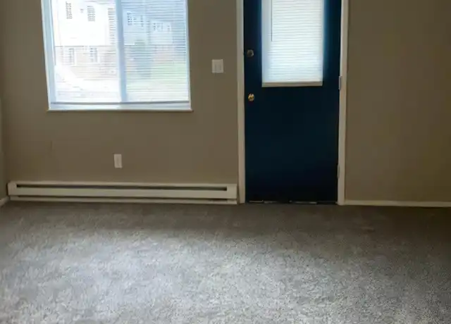 Property at 114 Gluck St, Youngstown, OH, 44505, 2 beds, 1 bath, [object Object]