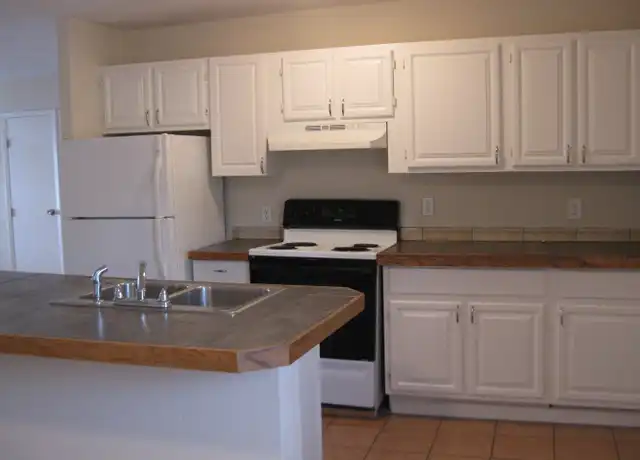Property at 724 River St Unit 8, Hampton, VA, 23669, 2 beds, 2 baths, [object Object]