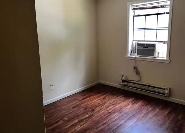 Property at 607 W Rusk St Unit B, Marshall, TX, 75670, 2 beds, 1 bath, [object Object]