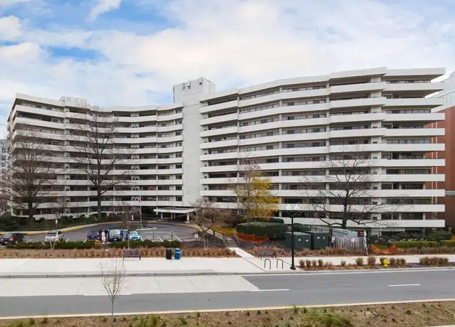 Property at 5300 Columbia Pike #412, Arlington, VA, 22204, 1 bed, 1.5 baths, [object Object]