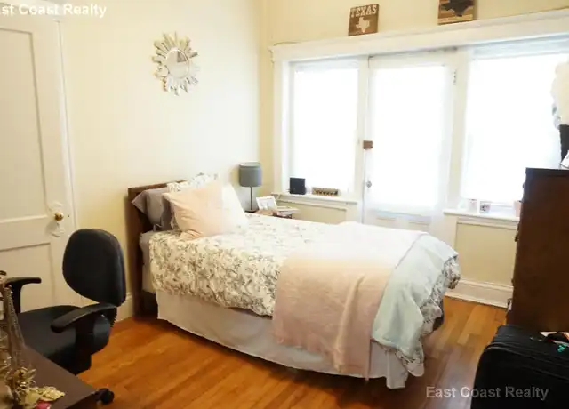 Property at 95 Gordon St Unit 10, Brighton, MA, 02135, 2 beds, 1 bath, [object Object]