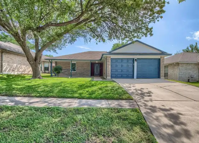 Property at 10910 Forest Smt, Live Oak, TX, 78233, 2 beds, 2 baths, [object Object]