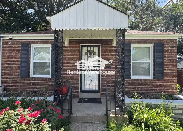 Property at 6032 Margaretta Ave, Saint Louis, MO, 63120, 3 beds, 2 baths, [object Object]