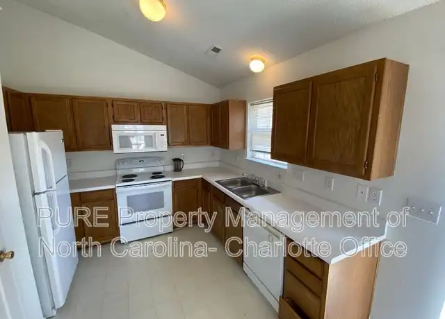 Property at 4111 Bryan Furr Dr, Charlotte, NC, 28216, 3 beds, 2 baths, [object Object]