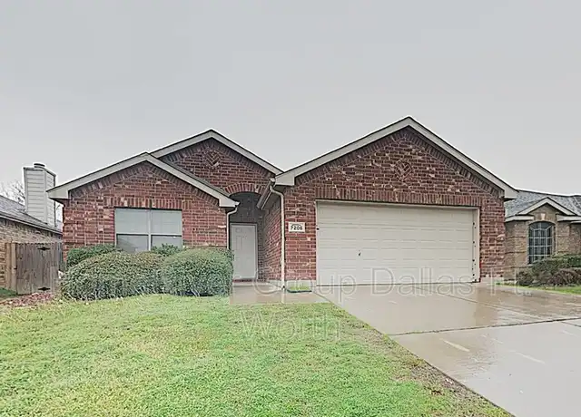 Property at 7206 Fossil Creek Dr, Arlington, TX, 76002, 3 beds, 2 baths, [object Object]
