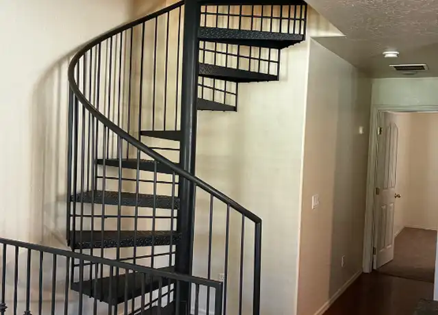 Property at 753 N Port Dr, Gilbert, AZ, 85233, 2 beds, 2 baths, [object Object]