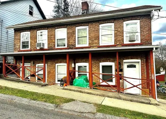 Property at 20-22 Center St Unit 1, Walden, NY, 12586, 2 beds, 1 bath, [object Object]