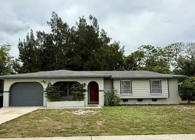 Property at 333 NE Floresta Dr, Port Saint Lucie, FL, 34983, 3 beds, 2 baths, [object Object]