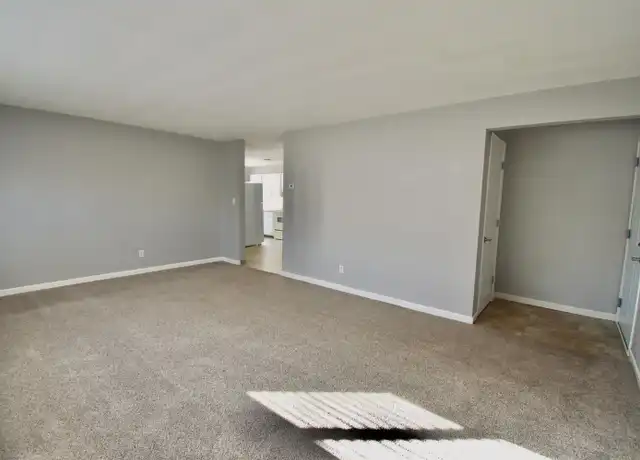 Property at 102 5th St E Unit 1, West Fargo, ND, 58078, 1 bed, 1 bath, [object Object]
