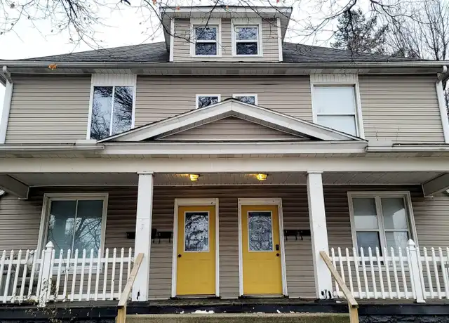 Property at 1113 Lincolnway W Unit 4, Mishawaka, IN, 46544, 2 beds, 1 bath, [object Object]