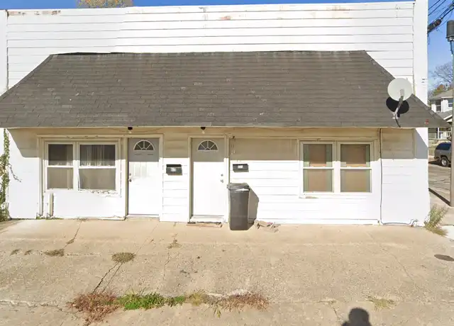 Property at 414 E College St Unit 414-1, Crawfordsville, IN, 47933, 1 bed, 1 bath, [object Object]