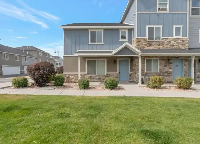 Property at 722 E 150 N, Vineyard, UT, 84059, 3 beds, 2 baths, [object Object]