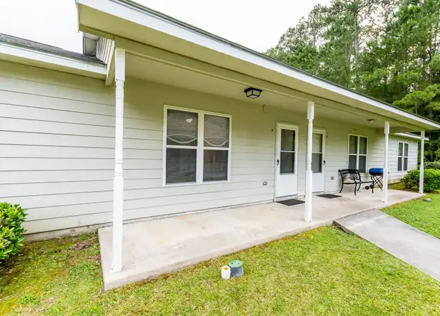 Property at 241 Lakewood Dr Unit L241-A, Jacksonville, NC, 28546, 2 beds, 1 bath, [object Object]