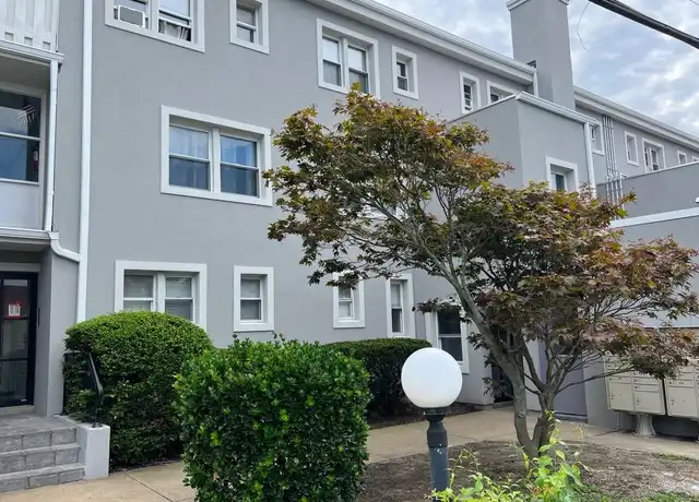 Property at 830 E Broadway Unit 103, Long Beach, NY, 11561, 1 bed, 1 bath, [object Object]