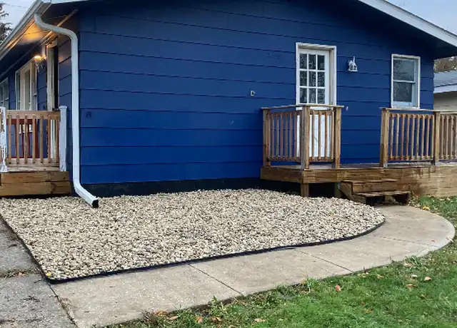 Property at 33660 N Oakland Dr, Grayslake, IL, 60030, 4 beds, 2 baths, [object Object]