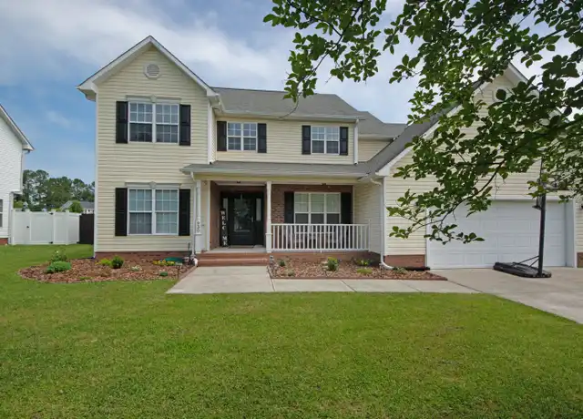Property at 930 Commons Dr N, Jacksonville, NC, 28546, 4 beds, 2.5 baths, [object Object]