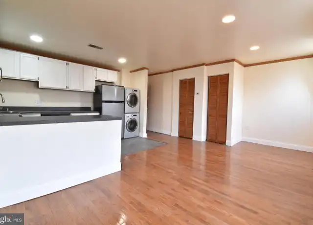 Property at 1401 12th St NW Unit 3, Washington, DC, 20005, 1 bed, 1 bath, [object Object]