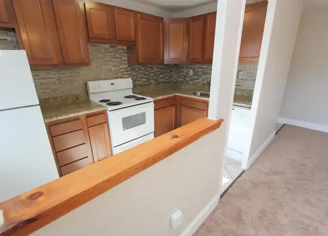 Property at 6015 Fifth Ave Unit C-14, Pittsburgh, PA, 15232, 1 bed, 1 bath, [object Object]