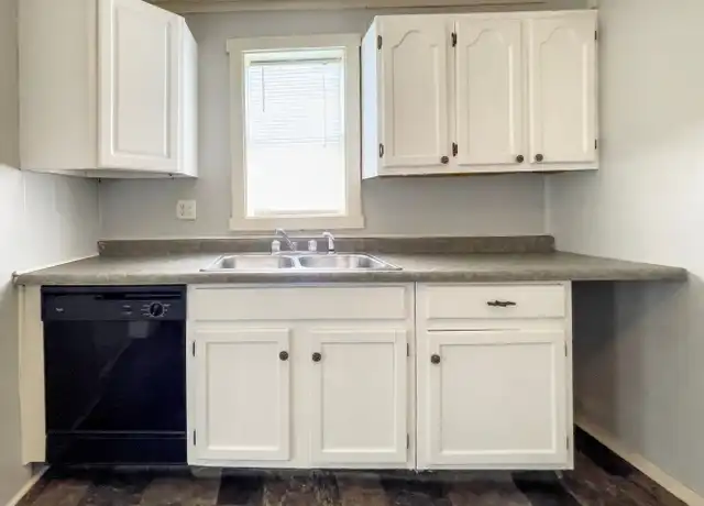 Property at 2009 N Janney Ave, Muncie, IN, 47304, 1 bed, 1 bath, [object Object]