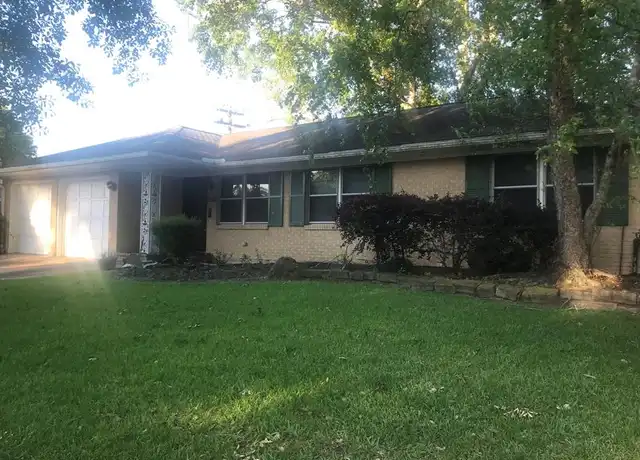 Property at 1806 Foxwood Rd, Houston, TX, 77008, 3 beds, 1.5 baths, [object Object]