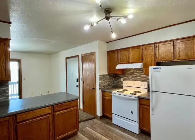Property at 1216 N Point Dr Unit C10, Stevens Point, WI, 54481, 2 beds, 1 bath, [object Object]