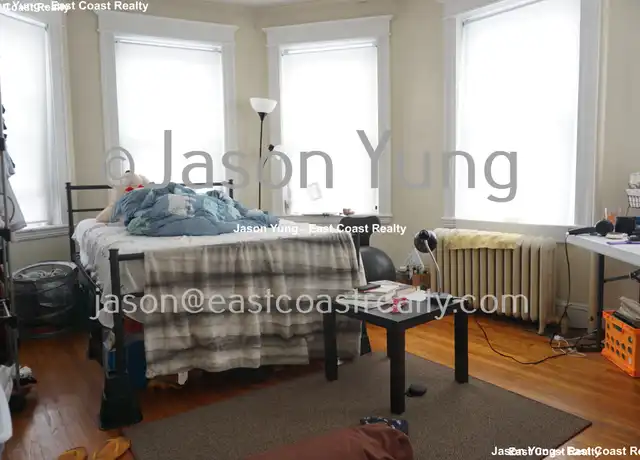 Property at 60 Woodstock Ave Unit 10, Brighton, MA, 02135, 1 bed, 1 bath, [object Object]