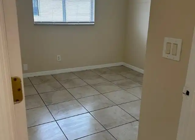 Property at 2117 Fairway Dr, Lehigh Acres, FL, 33973, 3 beds, 2 baths, [object Object]