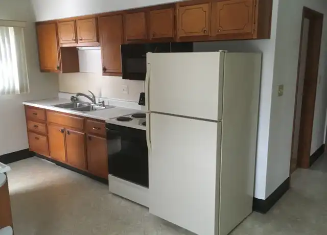 Property at 1815 Adams St, La Crosse, WI, 54601, 2 beds, 1 bath, [object Object]