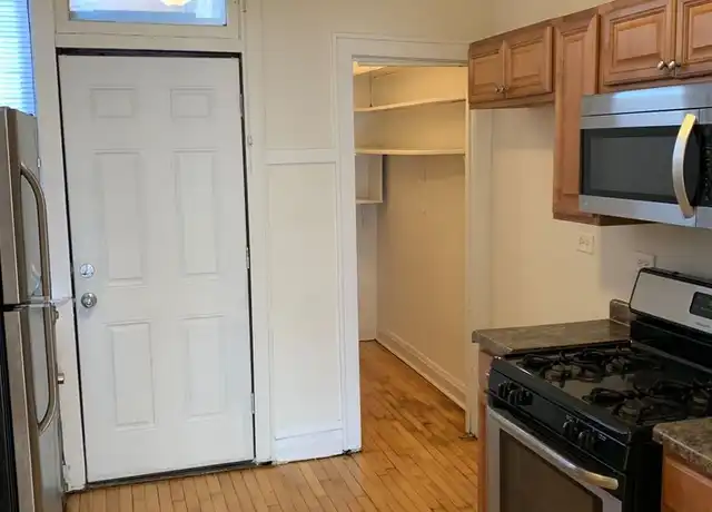 Property at 1858 N Kedzie Ave Unit 3205-3, Chicago, IL, 60647, 2 beds, 1 bath, [object Object]