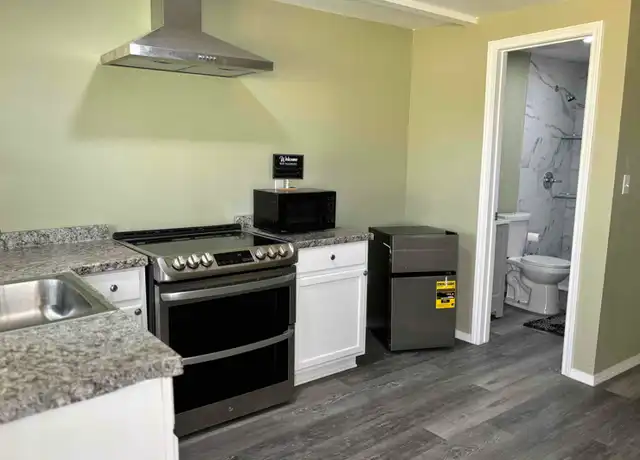 Property at 214 Willis Ave Unit 2, Arlington, TX, 76010, 1 bed, 1 bath, [object Object]