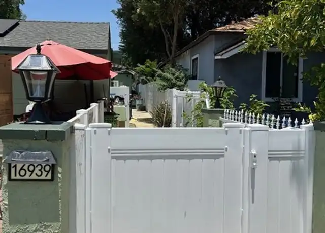 Property at 16939 Marlin Pl, Lake Balboa, CA, 91406, 2 beds, 1 bath, [object Object]
