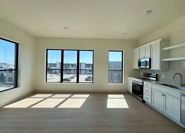 Property at Roseann Lofts - 1630 SW Magazine Rd, Ankeny, IA, 50023, 1-2 bed, 1 bath, [object Object]