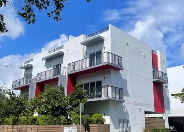 Property at 1813 Madison St #6, Hollywood, FL, 33020, 3 beds, 3 baths, [object Object]