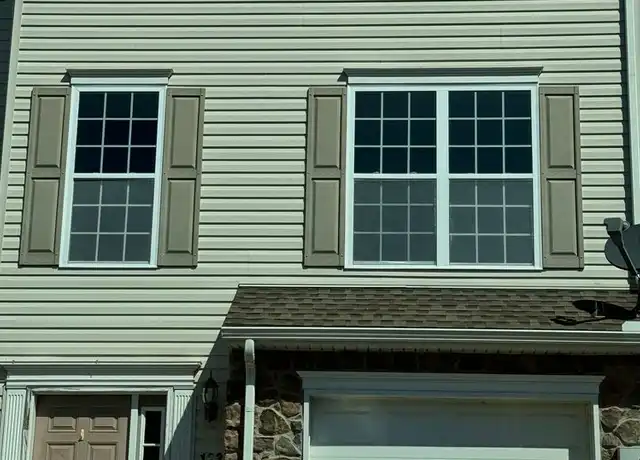 Property at 1237 Ledge Dr, York, PA, 17408, 3 beds, 2.5 baths, [object Object]
