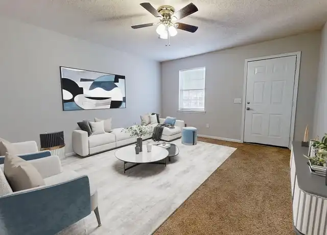 Property at Valley Square Apartments - 1105 Skyland Blvd E, Tuscaloosa, AL, 35405, 1 bed, 1 bath, [object Object]