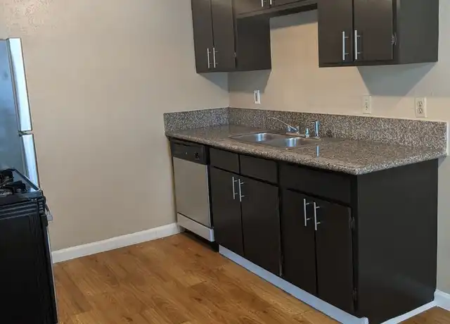 Property at 2434 Louise St, Denton, TX, 76201, 1 bed, 1 bath, [object Object]