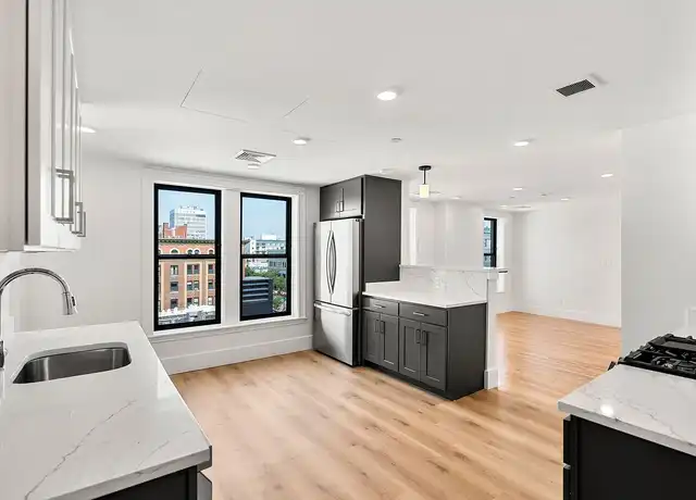 Property at 434 Massachusetts Ave, Cambridge, MA, 02139, 4 beds, 2 baths, [object Object]