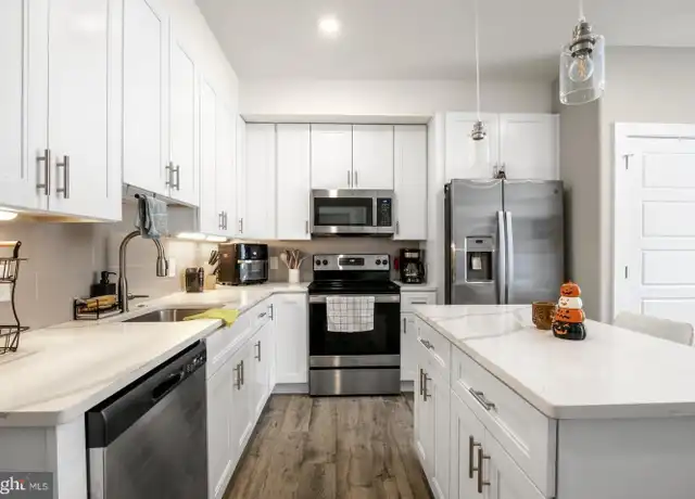 Property at 2209 N Broad St #502, Philadelphia, PA, 19132, 1 bed, 1 bath, [object Object]