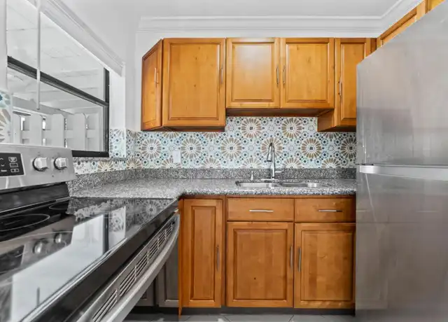 Property at 814 NE 14th Pl Unit 2, Fort Lauderdale, FL, 33304, 1 bed, 1 bath, [object Object]