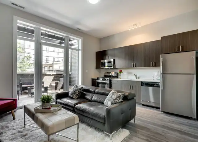 Property at 3220 N Lincoln Ave Unit 305, Chicago, IL, 60657, 1 bed, 1 bath, [object Object]