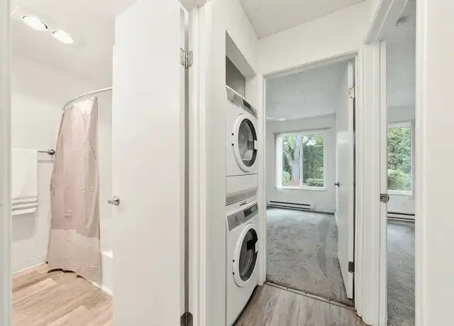 Property at The Huntley - 12310 SW Center St, Beaverton, OR, 97005, 2 beds, 1 bath, [object Object]