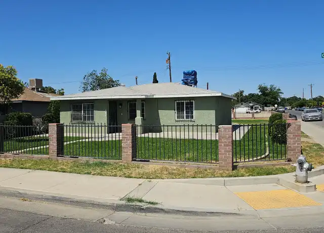 Property at 348 Clyde St, Bakersfield, CA, 93307, 3 beds, 1 bath, [object Object]