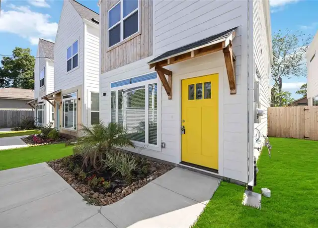 Property at 8016 Willow St Unit B, Houston, TX, 77088, 3 beds, 2.5 baths, [object Object]